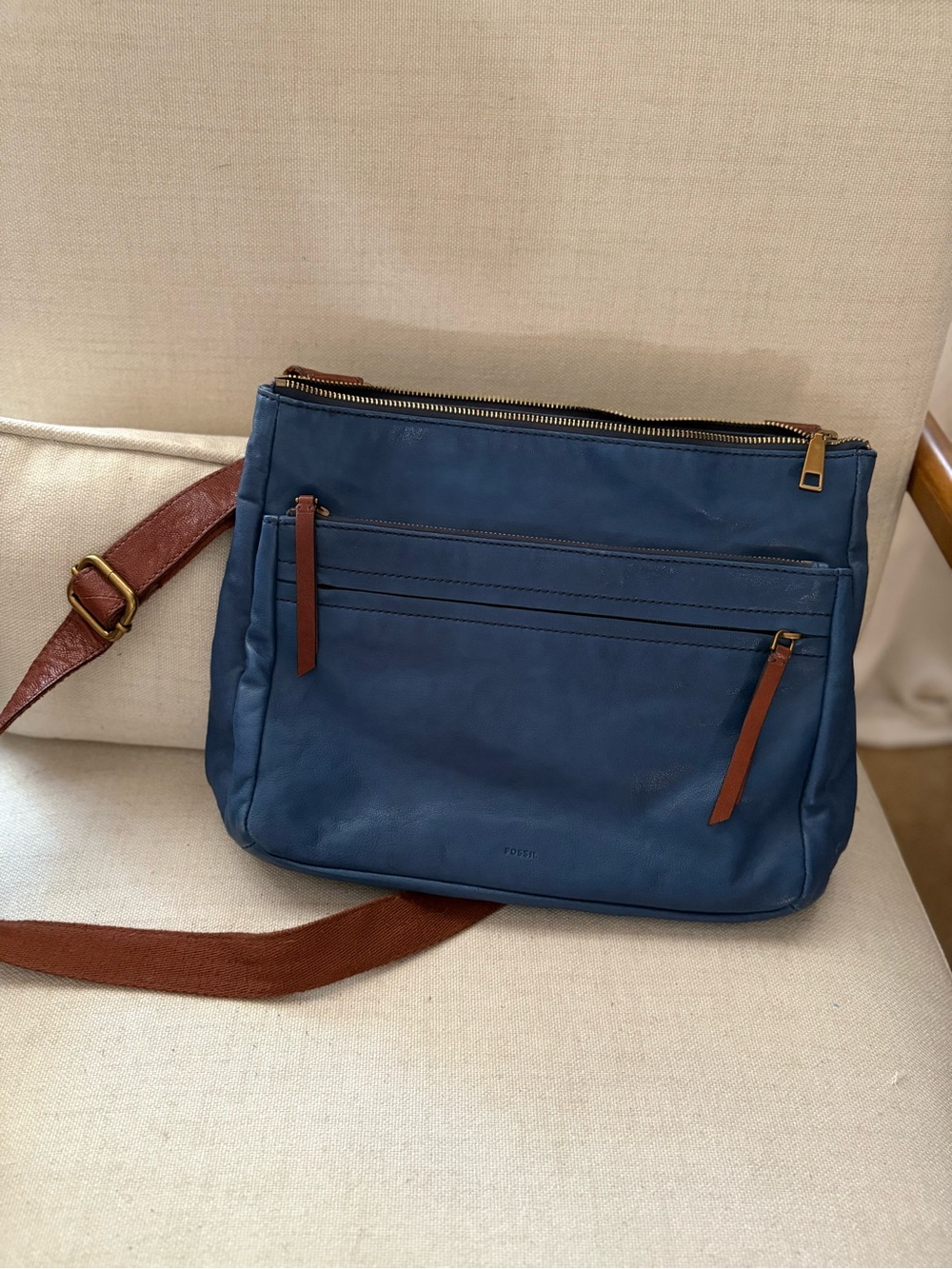 Blue Fossil Leather Messenger Bag Brown Leather Strap Brass Hardware